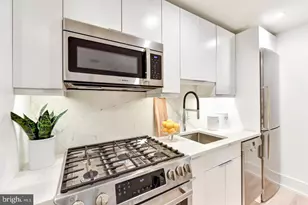 1524 18th St NW, Washington, DC 20036 - Photo 8