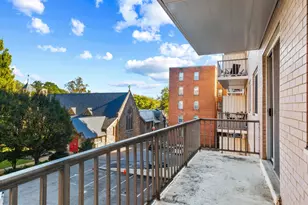 2829 Connecticut Ave NW, Washington, DC 20008 - Photo 18
