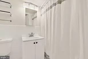 1545 18th St NW, Washington, DC 20036 - Photo 20