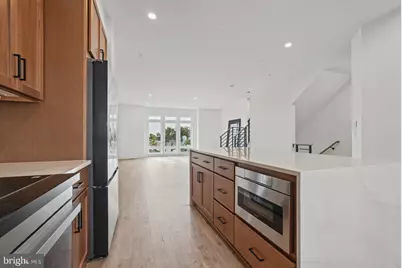 33 Lower Service Court NW, Washington, DC 20001 - Photo 28