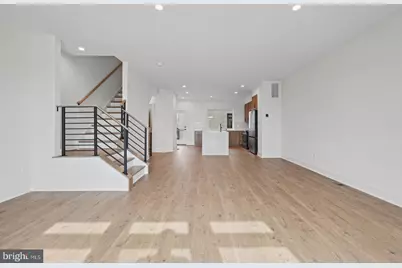 33 Lower Service Court NW, Washington, DC 20001 - Photo 18
