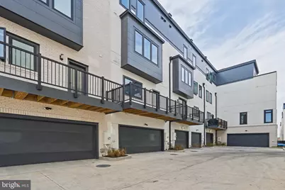 33 Lower Service Court NW, Washington, DC 20001 - Photo 54