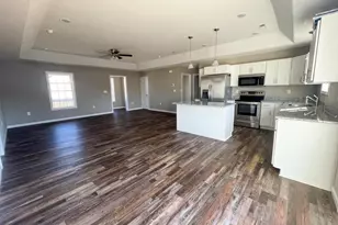 304 E 7th St, Seaford, DE 19973 - Photo 6