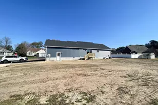 304 E 7th St, Seaford, DE 19973 - Photo 2