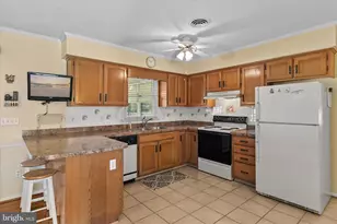 13 S Primrose Ln, Ocean View, DE 19970 - Photo 12