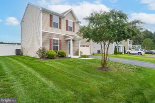 38391 Elizabeth Ln, Delmar, DE 19940 - Photo 2