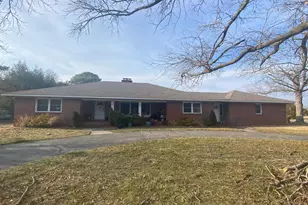 161 Lakeside Dr, Laurel, DE 19956 - Photo 1
