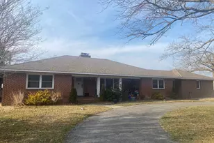 161 Lakeside Dr, Laurel, DE 19956 - Photo 2