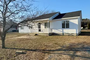 208 Oak St, Ellendale, DE 19941 - Photo 2