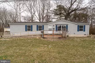 1205 W 6th St, Laurel, DE 19956 - Photo 1