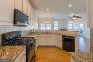 17253 S Mill Ln, Ocean View, DE 19970 - Photo 4