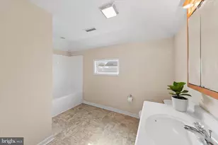 305 E Jewell St, Delmar, DE 19940 - Photo 24
