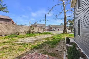 533 E 4th St, Laurel, DE 19956 - Photo 4