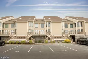 40107 E Oceanside Dr, Fenwick Island, DE 19944 - Photo 2