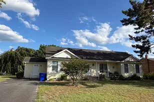 736 Hickman Dr, Ocean View, DE 19970 - Photo 1