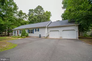 42 Lakeshore Dr, Lewes, DE 19958 - Photo 1