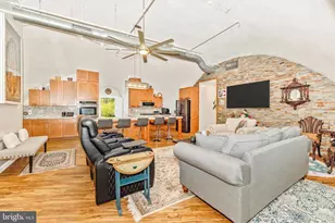 4940 Fox Tower Rd, Smithsburg, MD 21783 - Photo 10