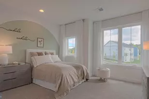 8785 Helleber Spg Cir, Frederick, MD 21701 - Photo 16