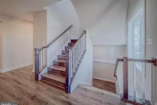 8785 Helleber Spg Cir, Frederick, MD 21701 - Photo 6