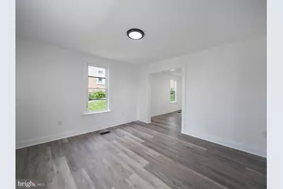 37 E C Street, Brunswick, MD 21716 - Photo 8