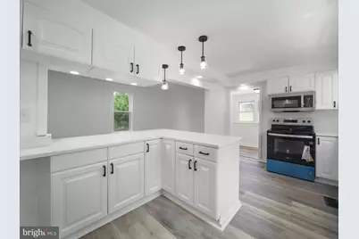 37 E C Street, Brunswick, MD 21716 - Photo 4