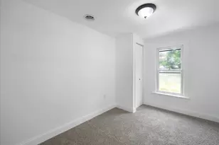 37 E C St, Brunswick, MD 21716 - Photo 18