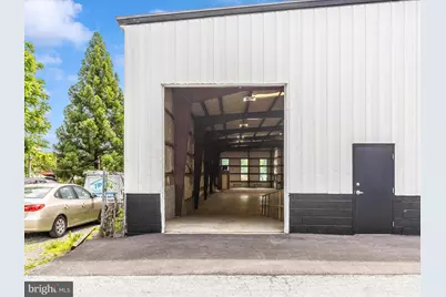 329 E 2nd Street E, Frederick, MD 21701 - Photo 6