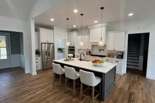 15030 New Windsor Rd, New Windsor, MD 21776 - Photo 2