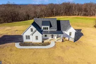 15030 New Windsor Rd, New Windsor, MD 21776 - Photo 2