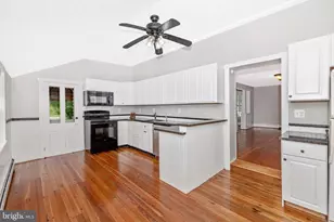 12261 Baugher Rd, Thurmont, MD 21788 - Photo 8