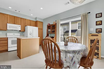 6508 Wiltshire Drive #205, Frederick, MD 21703 - Photo 8