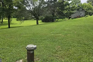 14913 Foxville Deerfield Rd, Sabillasville, MD 21780 - Photo 2