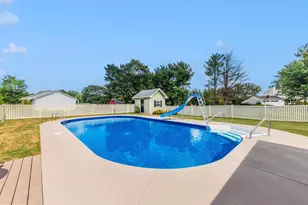 5820 Woodwinds Cir, Frederick, MD 21703 - Photo 6