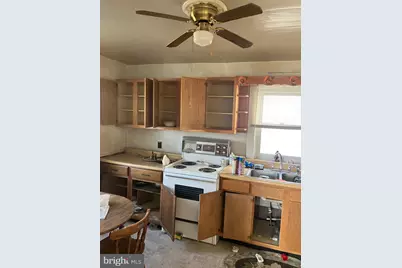 805 E B Street, Brunswick, MD 21716 - Photo 6