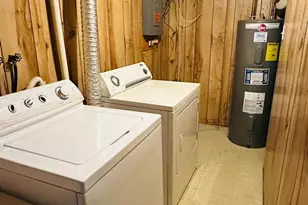 6820 Farmbrook Ct, Frederick, MD 21703 - Photo 16