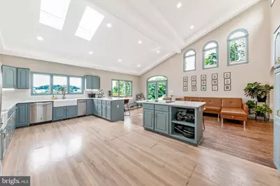 10011 Baltimore National Pike, Myersville, MD 21773 - Photo 4