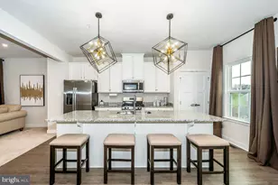 324 Pemberton Park Ln, Frederick, MD 21703 - Photo 4