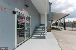 36 Walnut St, Thurmont, MD 21788 - Photo 2