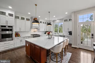 11162 Innsbrook Ct, Ijamsville, MD 21754 - Photo 1