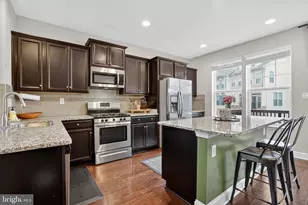 4663 Calisto Wy, Frederick, MD 21703 - Photo 4