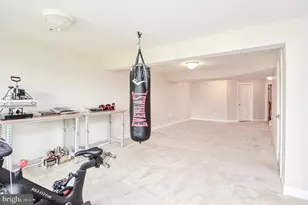 9610 Atterbury Ln, Frederick, MD 21704 - Photo 12