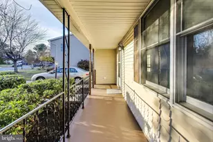 1009 Cheryls Ct, Frederick, MD 21703 - Photo 4