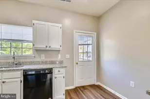 106 Princetown Dr, Frederick, MD 21702 - Photo 6