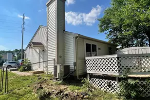 830 Chadwick Cir, Frederick, MD 21701 - Photo 6