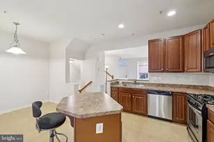 9646 Atterbury Ln, Frederick, MD 21704 - Photo 10