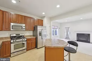 9646 Atterbury Ln, Frederick, MD 21704 - Photo 8