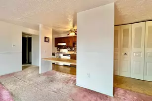 999 Heather Ridge Dr, Frederick, MD 21702 - Photo 2