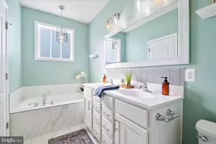 6113 Lemon Grass Ln, Frederick, MD 21703 - Photo 12