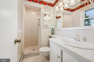 2318 Persimmon Dr, Ijamsville, MD 21754 - Photo 14