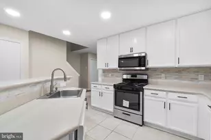 111 Cavenrock Ct, Frederick, MD 21702 - Photo 12